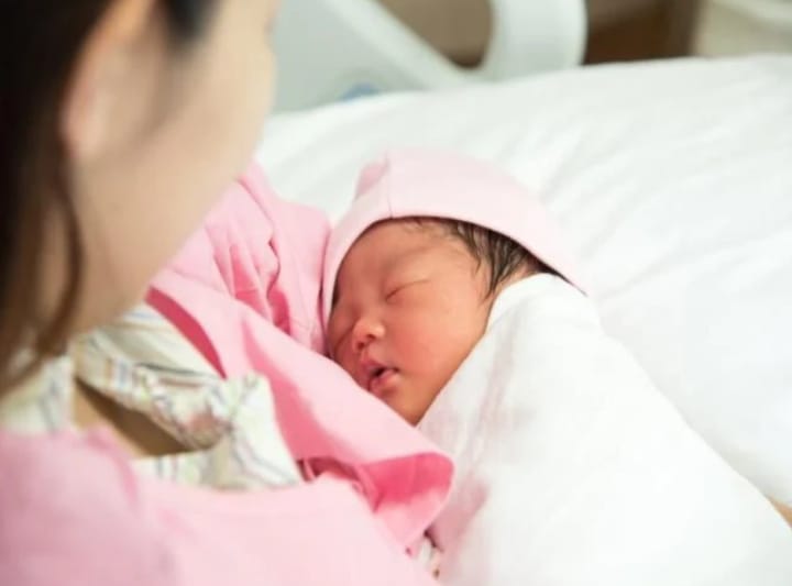 Pasangan Muda Wajib Tahu, Ini Dia Tips Merawat Bayi Baru Lahir