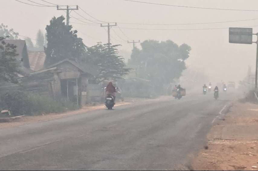 Kabut Asap Kembali Selimuti Jalintim Sungai Lilin, Jarak Pandang Pengendara Terbatas