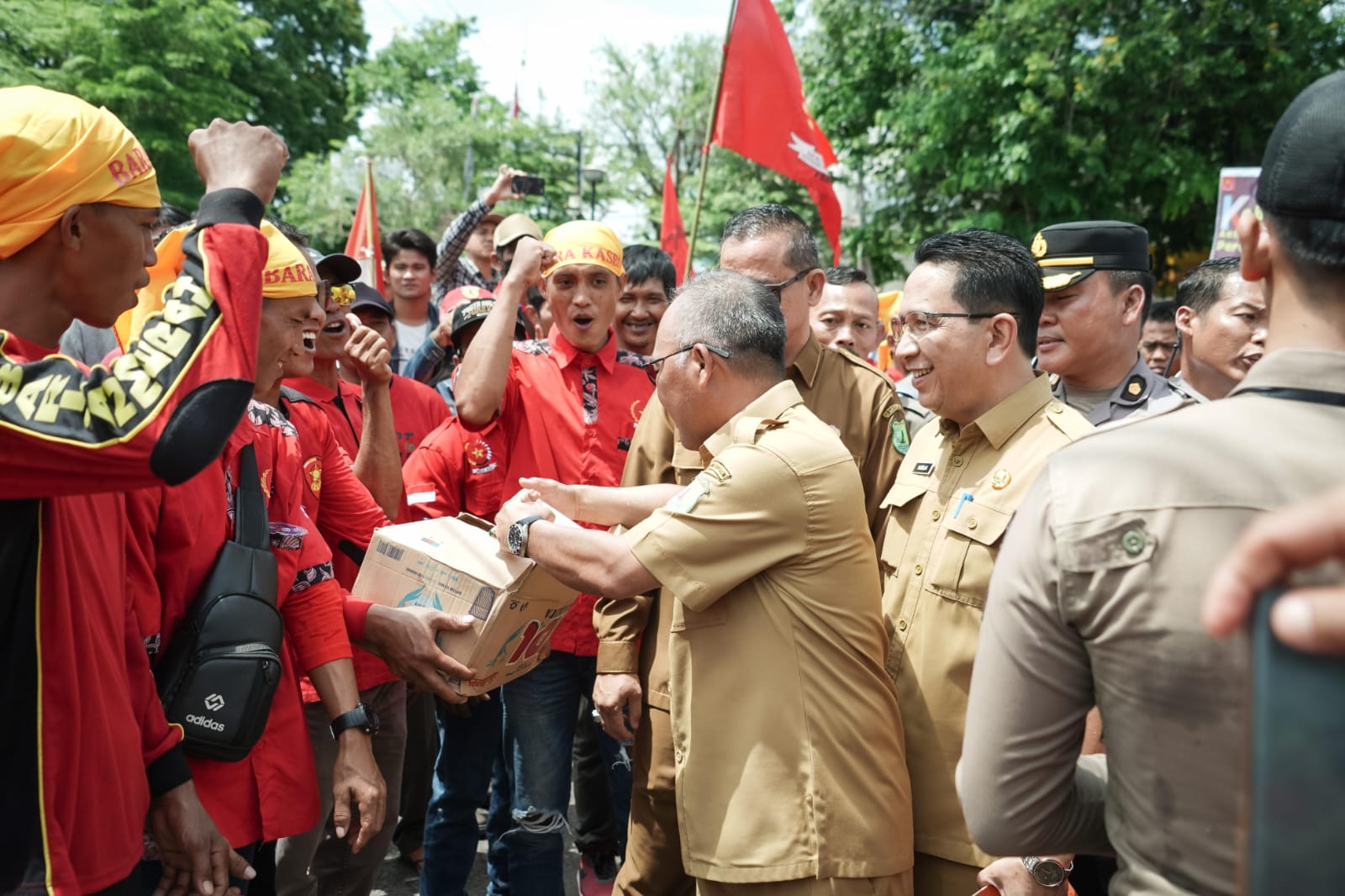 Kongres Aliansi Serikat Buruh Indonesia Kabupaten Muba Turun Ke Lapangan Sampaikan Aspirasi 