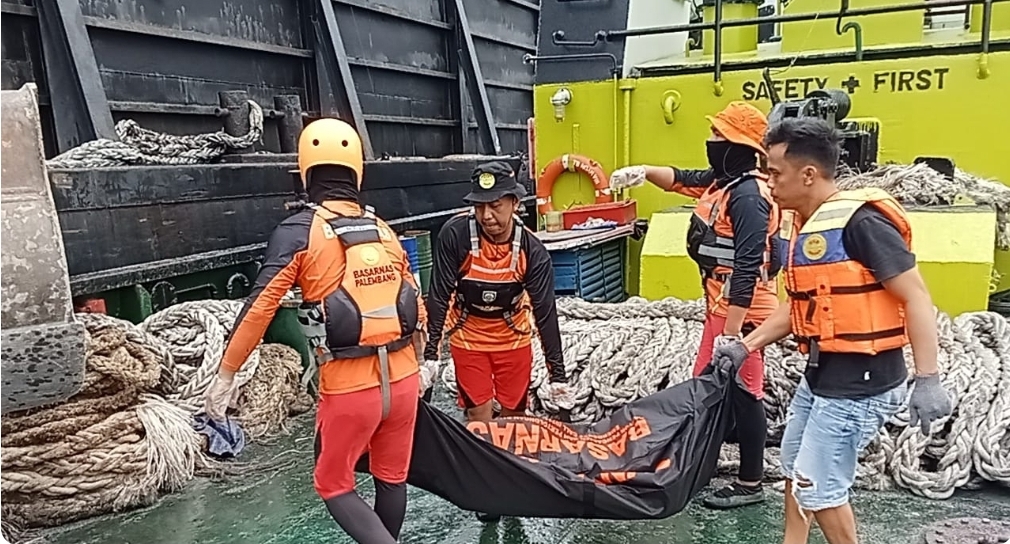 Dua Hari Pencarian, ABK Kapal Tenggelam di Perairan Tanjung Tapa Ditemukan