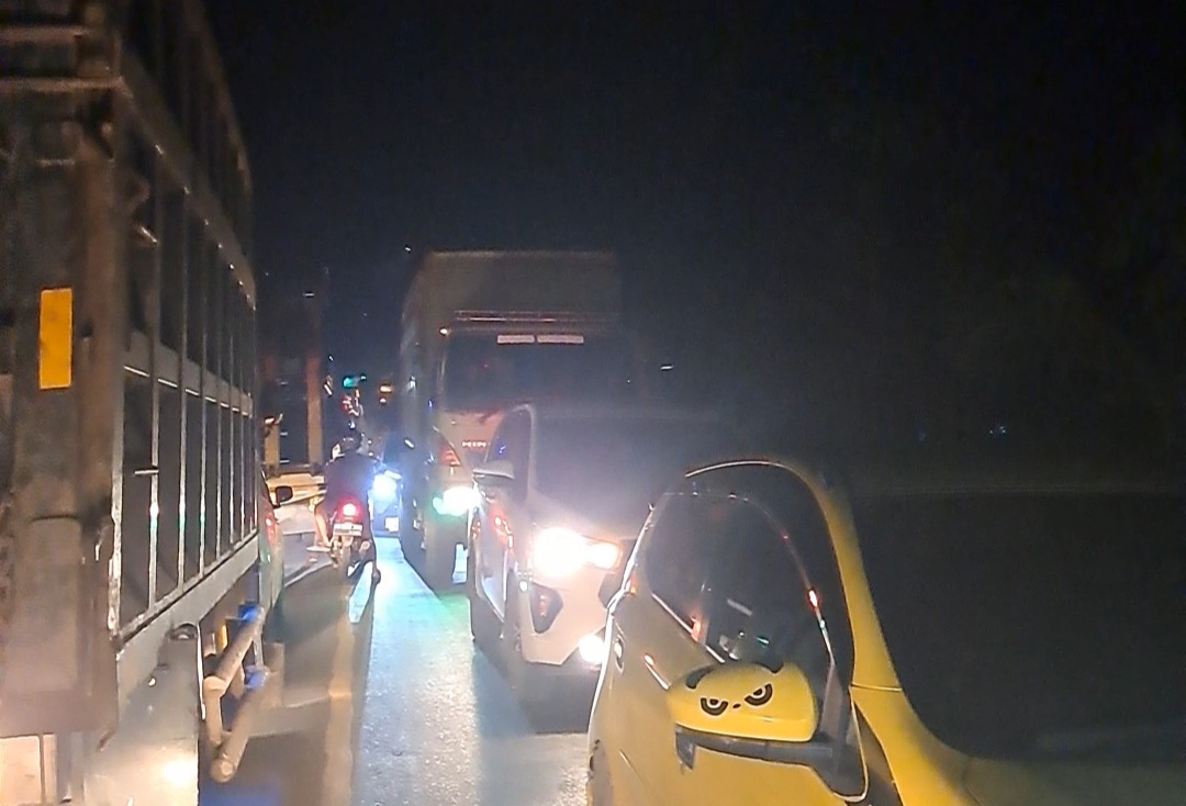 Tol Palembang–Betung, Solusi Atasi Kemacetan Jalintim Palembang–Jambi