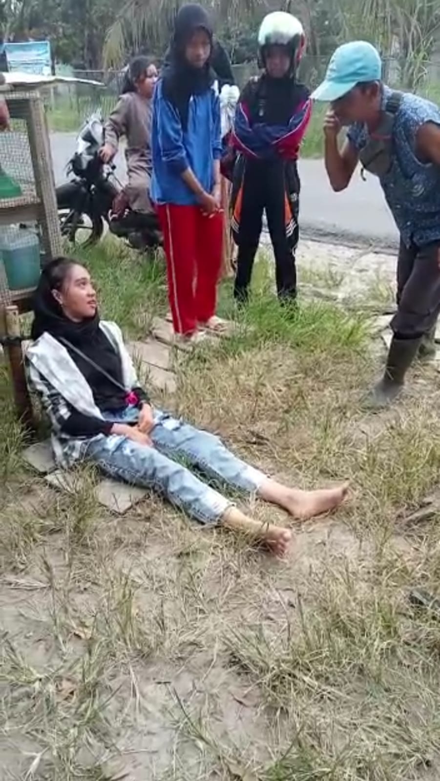 Heboh Video Gadis Nangis di Pinggir Jalan, Diduga Korban Begal