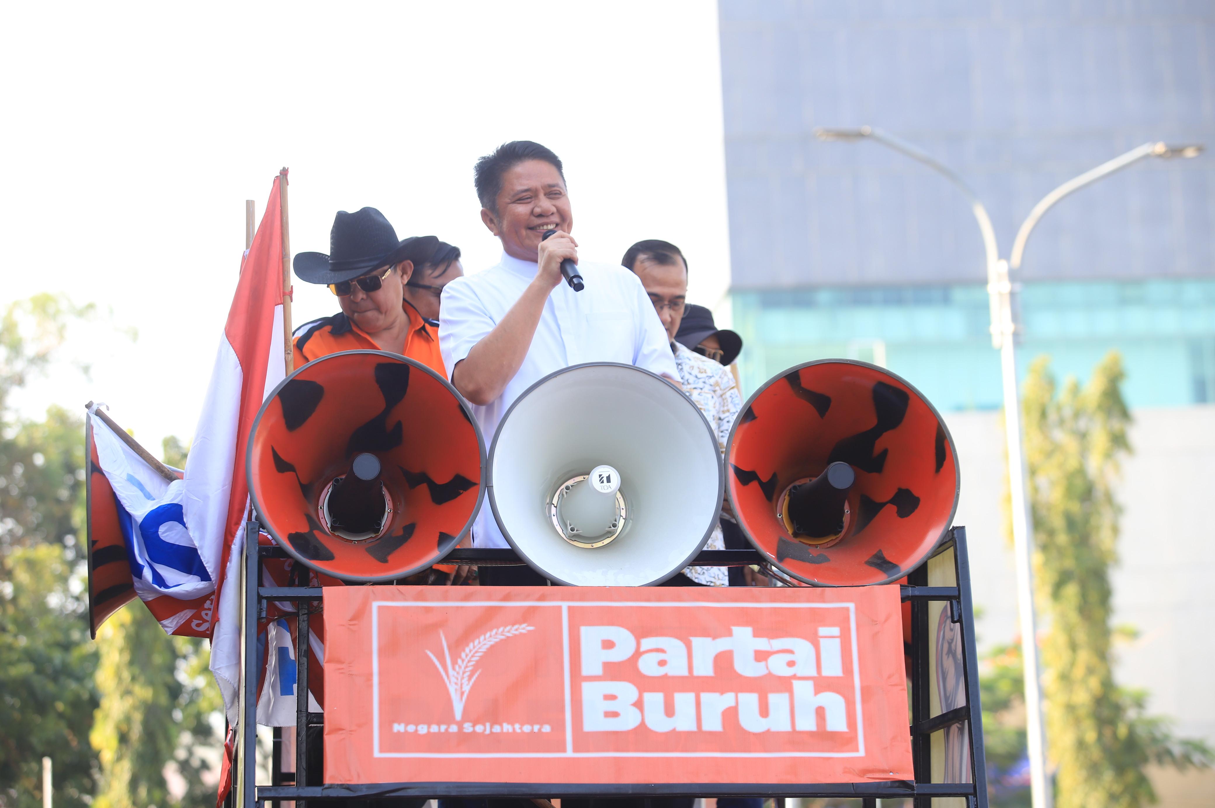 Gubernur Herman Deru Segera Respon Tuntutan Para Buruh Agar Hidup Lebih Sejahtera