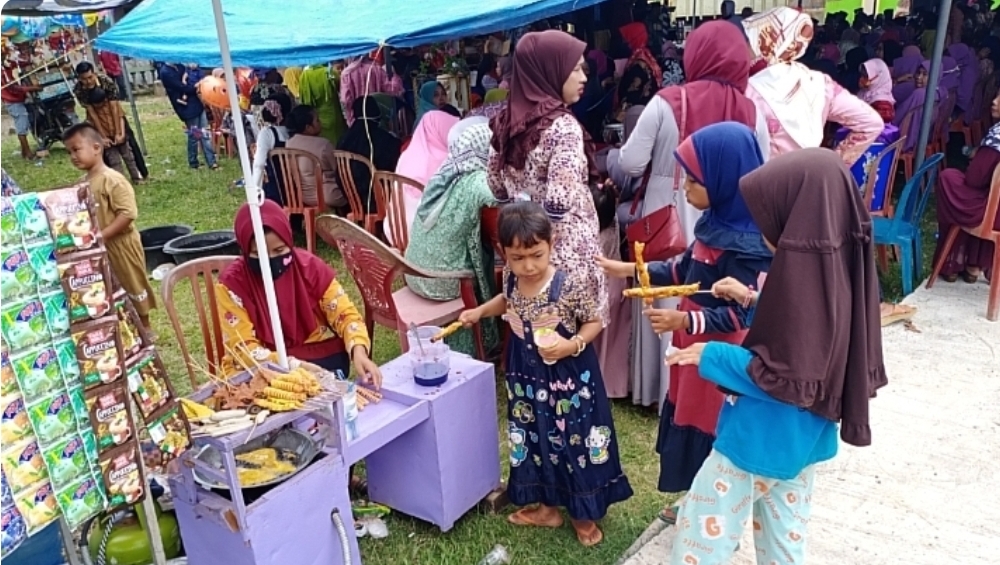 Jajanan Sederhana, Untung Menggiurkan, Pedagang Sosis Goreng di Muba Raup Jutaan Rupiah