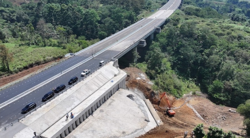 Tol Ciawi - Sukabumi Seksi 2 Dioperasikan Kembali, Usai Penanganan Longsor