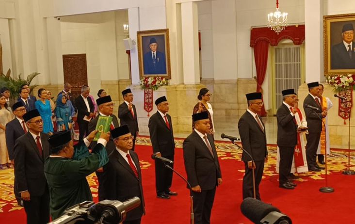 Daftar Nama 12 Duta Besar RI yang Baru Dilantik Presiden Jokowi Hari Ini, Ada 2 Orang Mantan Wartawan