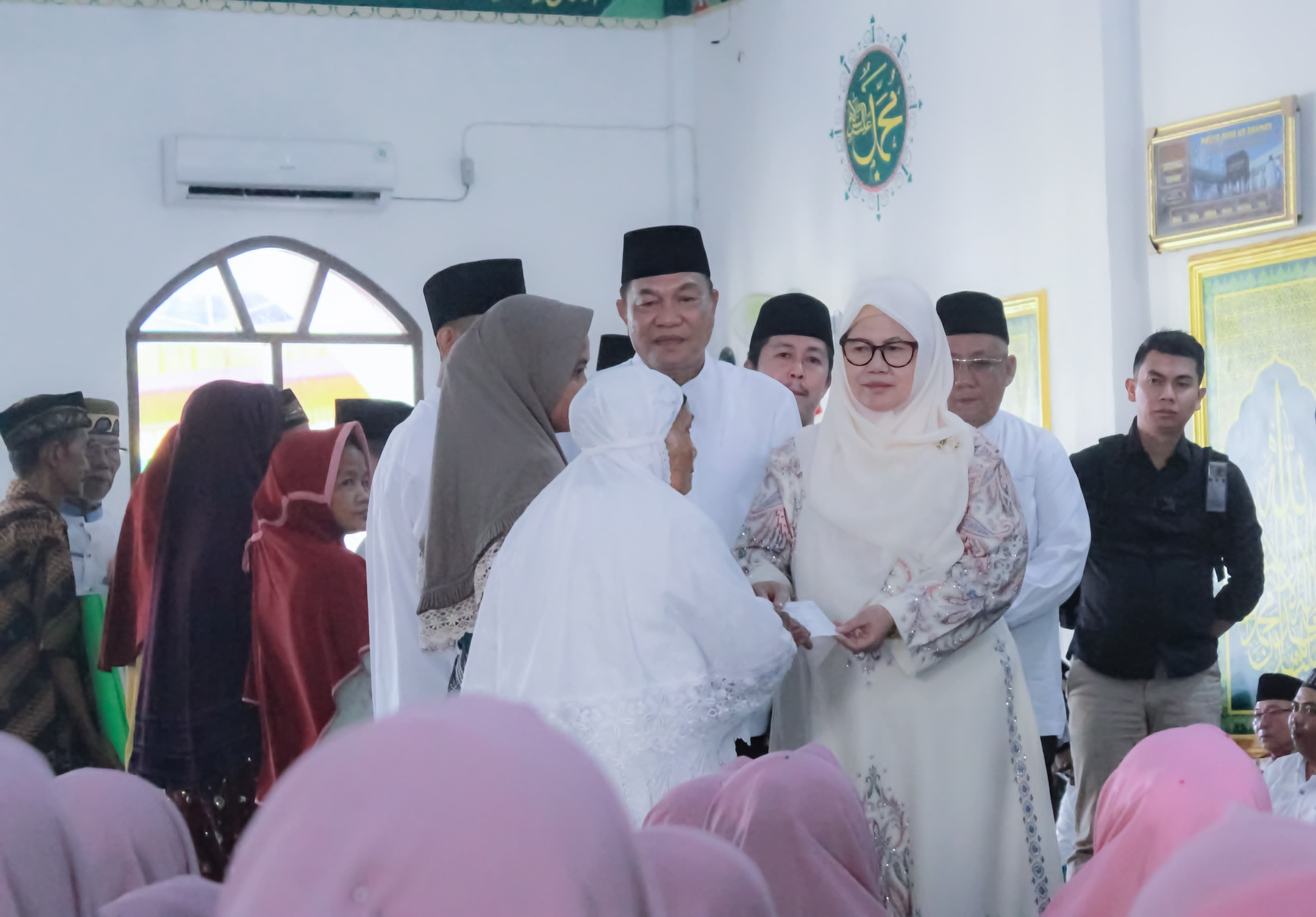 Bupati Muba Meriahkan Safari Ramadhan di Desa Sereka, Beri Bantuan Masjid, Bedah rumah Hingga Kaum Duafa