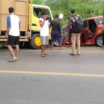 Tiga Remaja Tewas, Usai Lakalantas