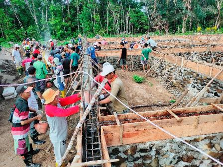 Gotong Royong Bangun Masjid An Nur Ngulak