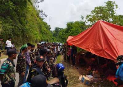 Anggota Banser OKUS Nekat Terjun ke Jurang Sedalam Ratusan Meter