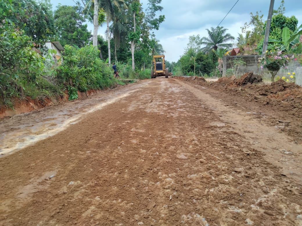 Dapat Bantuan Perbaikan Jalan Tanggap Darurat