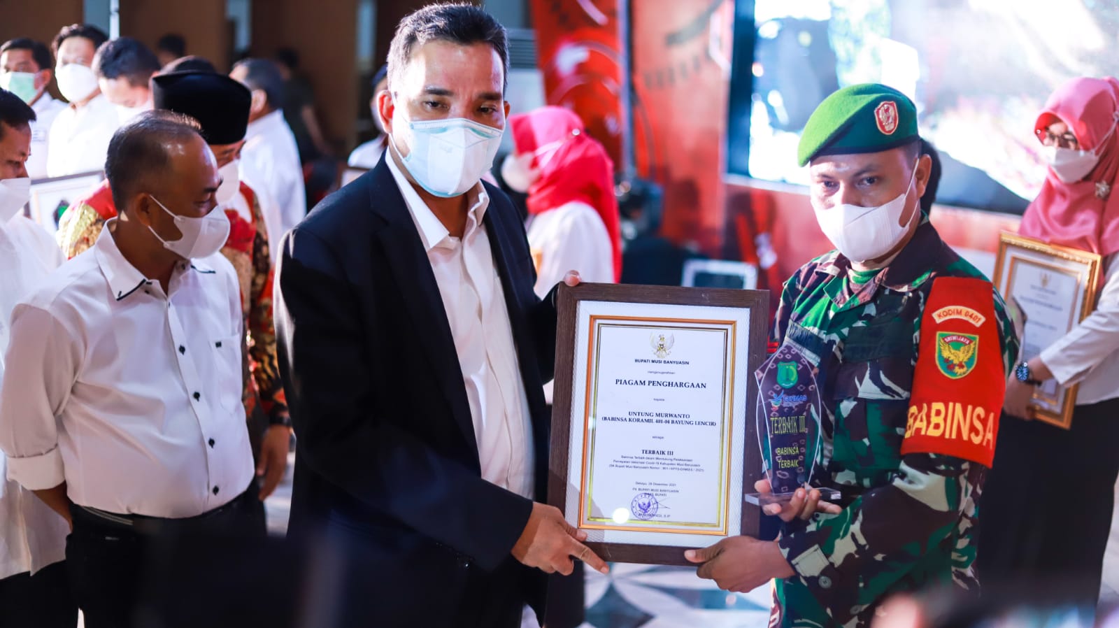 Tutup Tahun 2021, Pemkab Muba Beri Penghargaan Lintas Sektor Atas Partisipasi Vaksinasi COVID-19