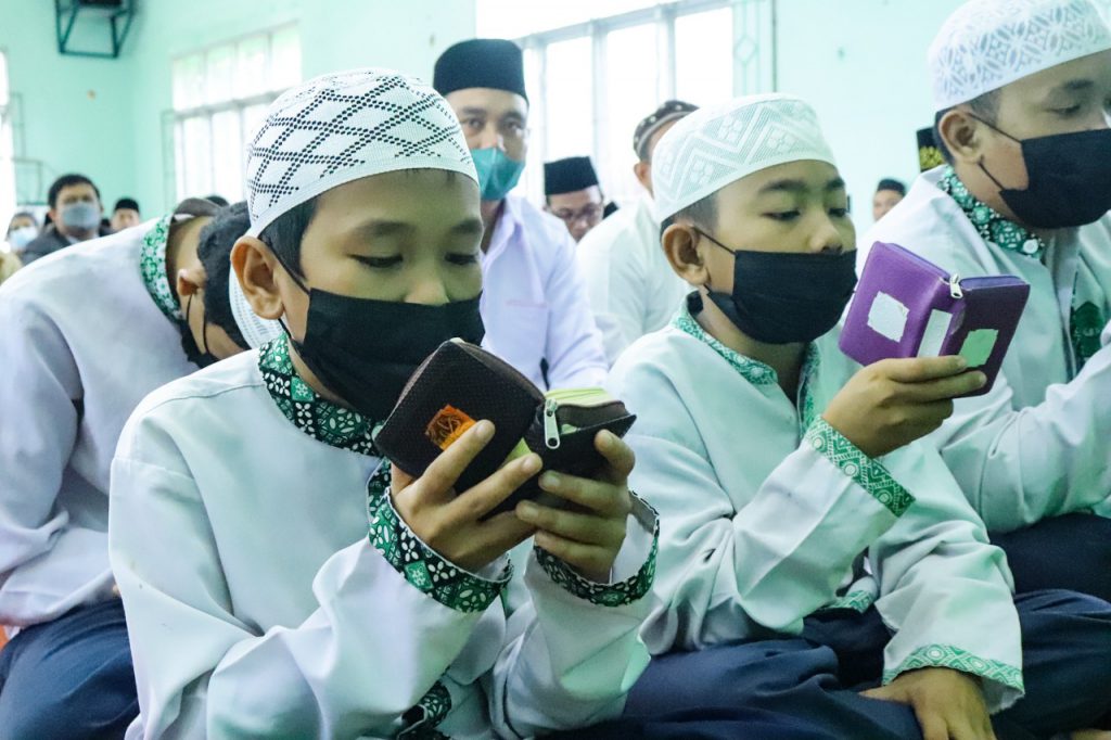 Pecahkan Rekor Muri, Serentak 50 Ribu Anak Penghatam Alquran