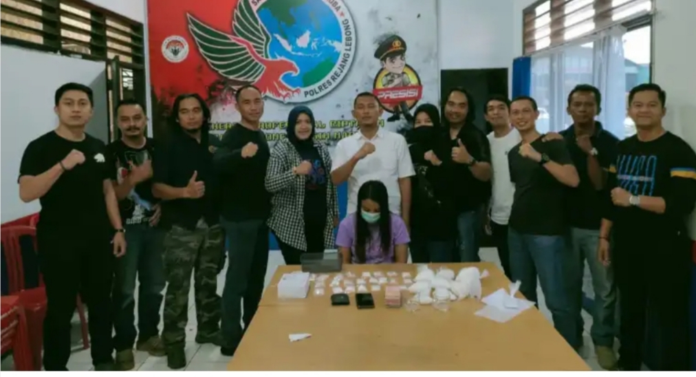 Polisi Kejar Suami Mama Muda Rp1,2 Miliar