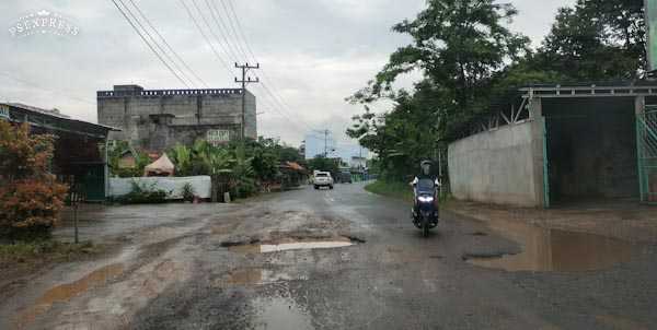 Jalinteng Lawang Wetan Banyak Jebakan