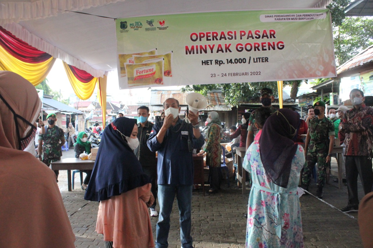 Hari Kedua Operasi Pasar Migor Berlangsung Tertib dan Patuh Prokes