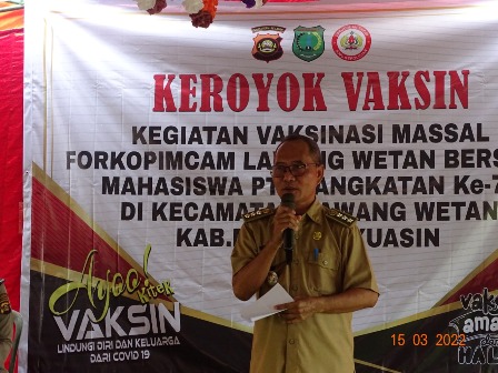 Warga Lawang Wetan Antusias Suntik Vaksinasi Covid-19