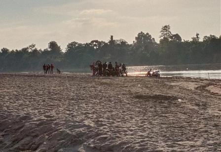 Pantai Bongen jadi Tempat Ngabuburit