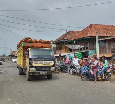 Resahkan Pengendara Roda Dua