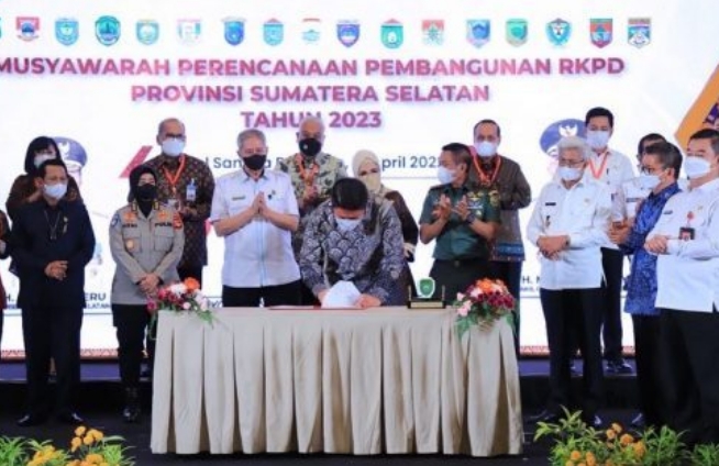 Herman Deru Sinergikan Program Prioritas Pusat dan Daerah