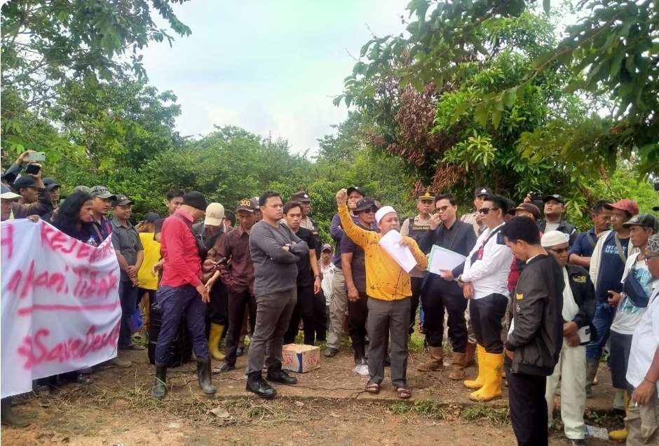 Warga Desa di Banyuasin Ini Tolak Aktifitas Tambang Batubara, Hingga Gelar Aksi Damai