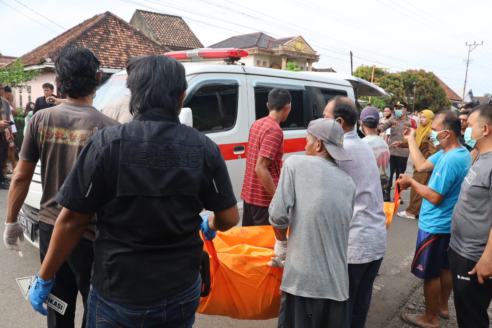 Respons Cepat Polisi dan Keputusan Keluarga Warnai Penanganan Penemuan Jenazah Warga di Lahat