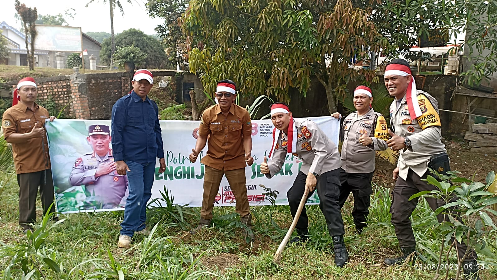 Polsek Sungai Lilin dan Pemdes Mulyo Rejo Gelar Penanaman Pohon, Kegiatan Penghijauan 