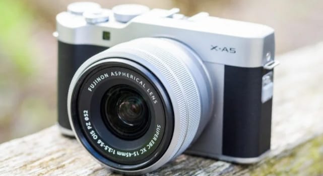 Jangan Salah Pilih, Ini Rekomendasi Kamera Mirrorless Murah Terbaik 