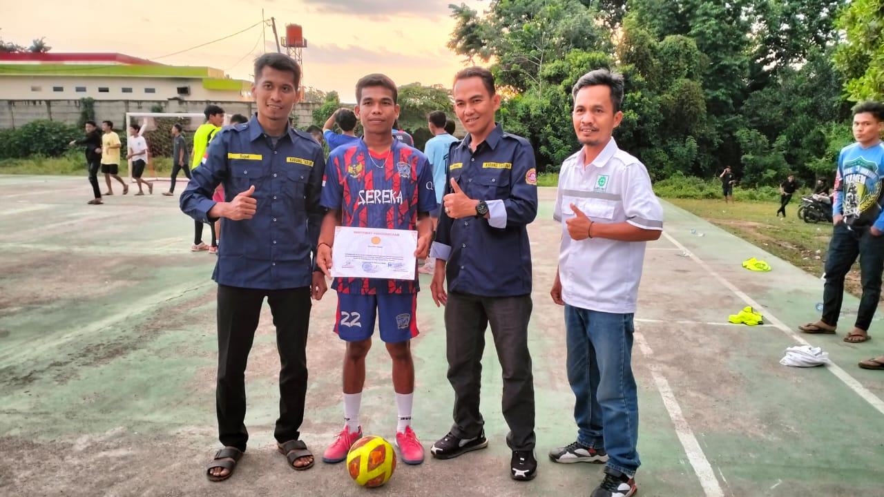 KT dan Pemdes Toman Gelar Laga Persahabatan Futsal, Pupuk Kebersamaan dengan Olahraga