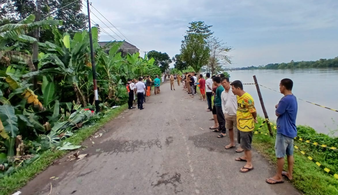 Gorong - Gorong Bawah Alai Jebol, Kawasan Perumnas dan Sekitarnya Teramcam Tenggelam