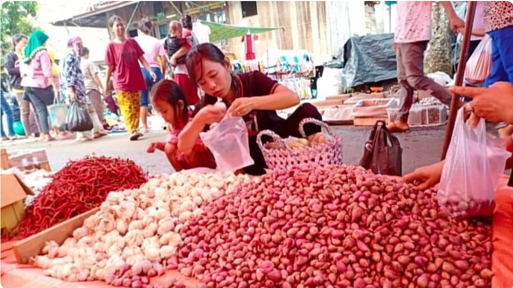 Jelang Akhir Tahun, Harga Bawang di Sanga Desa Masih Stabil