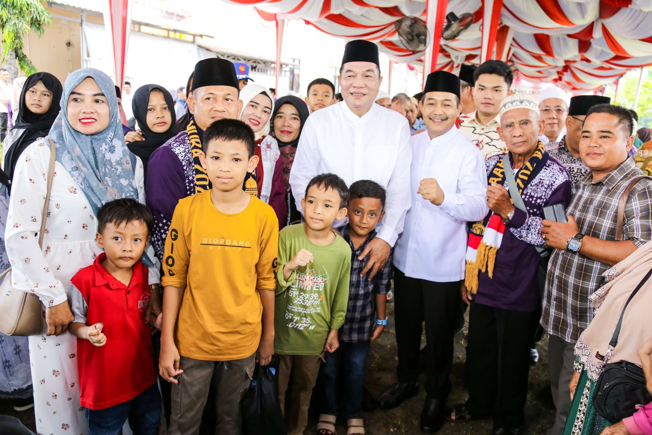 Bupati Bersama Wabup Lepas Ratusan Calon Jamaah Haji 2025 dari Muba, Ini Pesan yang Disampaikan