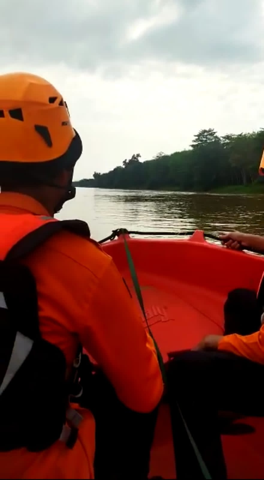 Cari Kayu Bakar Pakai Perahu, Warga Rako Dikabarkan Tenggelam 