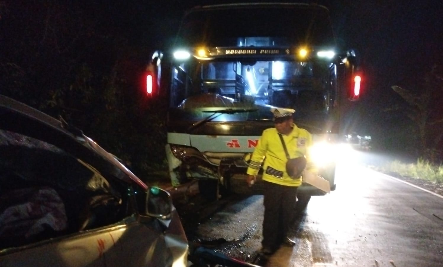 Kecelakaan Bus ANS dan Minibus Jalintim Babat Supat, 8 Orang Jadi Korban, 2 Orang Meninggal