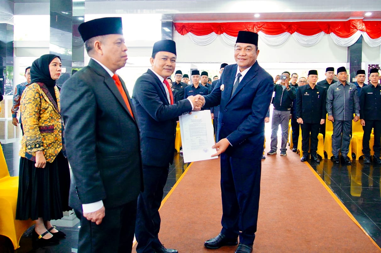 Bupati Muba Lantik Pejabat Baru PUPR dan Koperasi–UKM, Tegaskan Komitmen Tata Kelola Pemerintahan yang Bersih 
