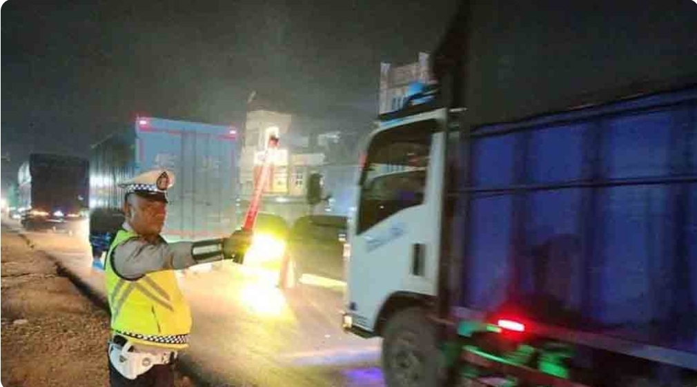 Jaga Kelancaran Arus Mudik di Jalan Lintas Palembang – Betung, Kendaraan Angkutan Mulai Dibatasi