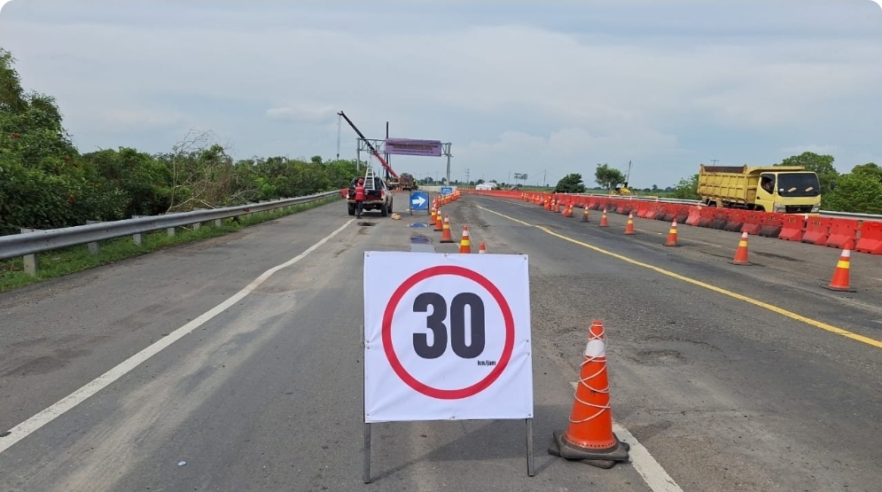 Uji Coba Rekayasa Lalu Lintas di Tol Kayuagung–Palembang, Pengendara Diminta Waspada
