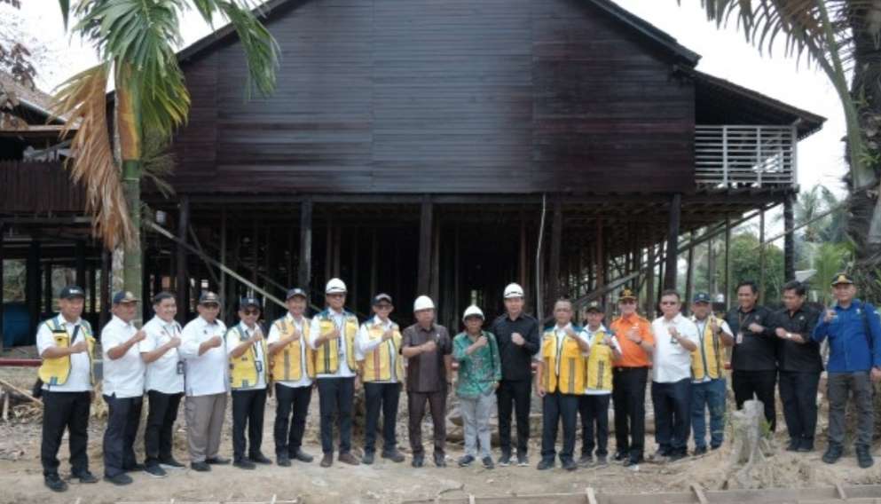 Upaya Lestarikan Cagar Budaya, Pemerintah Rehabilitasi Rumah Adat Betang Lunsa Hilir di Kapuas Hulu