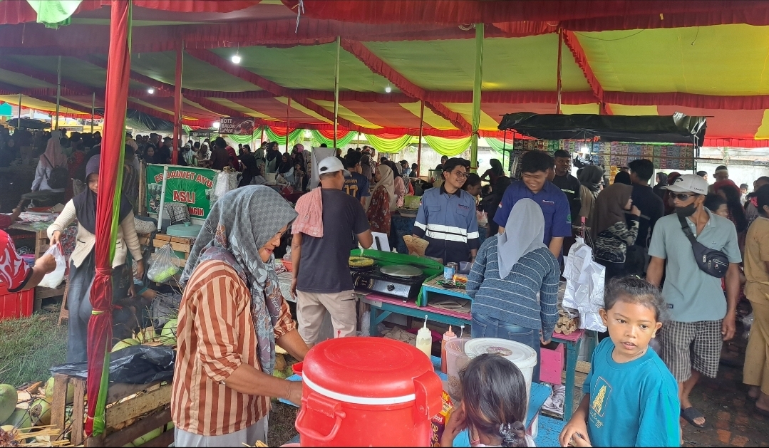 Hari Pertama Ramadan, Pasar Bedug Sungai Lilin Diserbu Warga Berburu Takjil