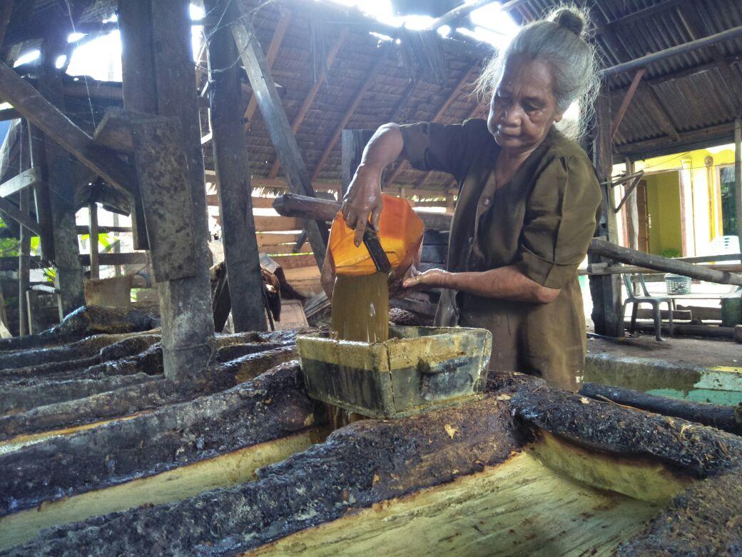 Begini Proses Pembuatan Gambir di Desa Toman, Tetap Pertahankan Cara Tradisional