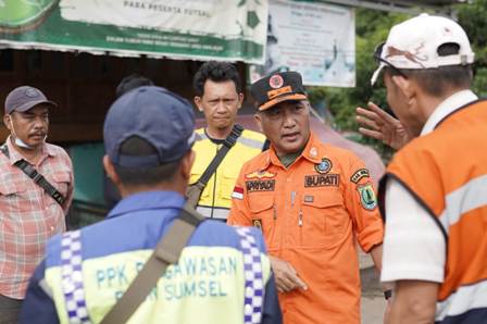 Kontraktor Lelet, PJ Bupati Turun ke Lokasi