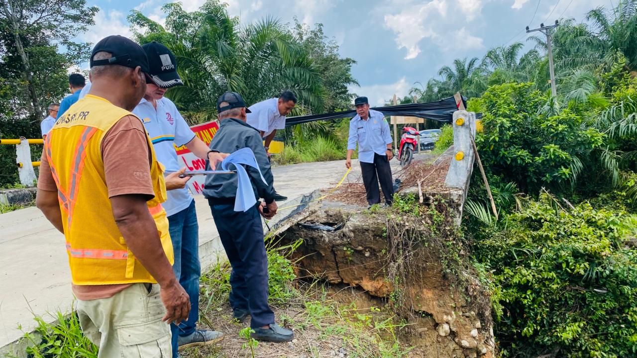 Gerak Cepat Pemkab Muba, Jembatan Nyaris Putus di Plakat Tinggi Segera Diperbaiki