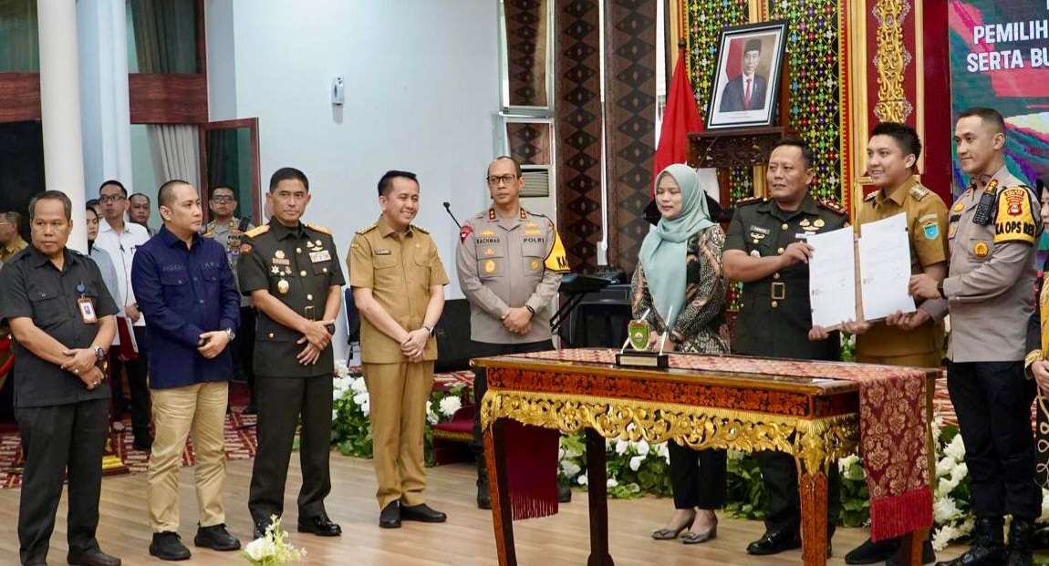 Pj Gubernur Sumsel Resmi Tandatangani NPHD Pengamanan Pilkada 2024 kepada TNI dan Polri