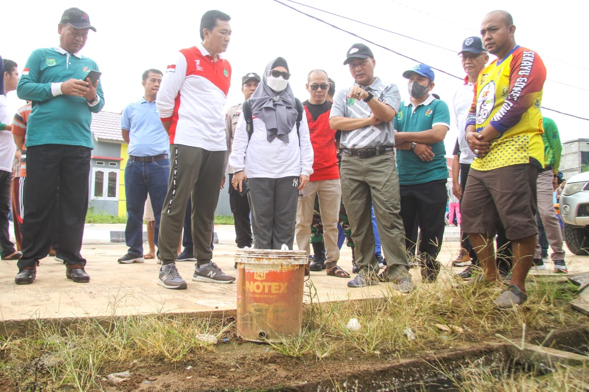 WCD Pemkab Muba Bareng Masyarakat, Gotong-royong  Bersihkan Lingkungan 