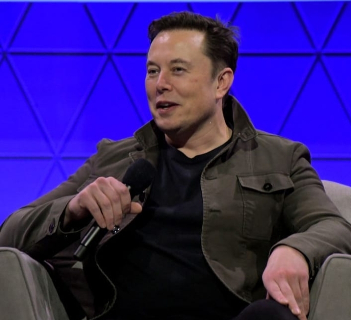 Soal Air Jadi Bahan Bakar Ini Pendapat Elon Musk, Sebut Bodoh dan Tidak Masuk Akal!