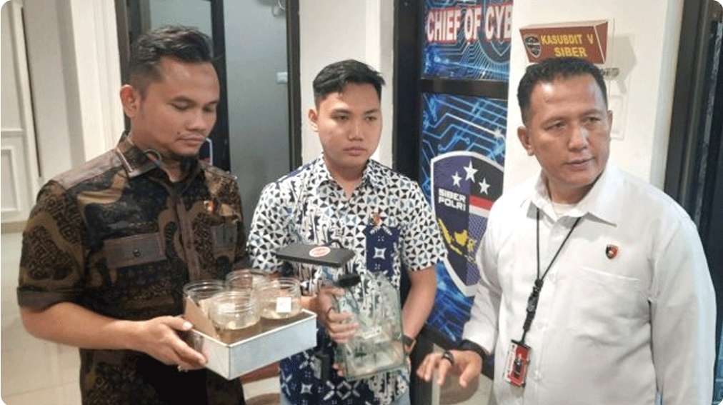 Pasutri di Prabumulih Sulap Live TikTok Jadi Judi Adu Cupang, Raup Puluhan Juta Rupiah