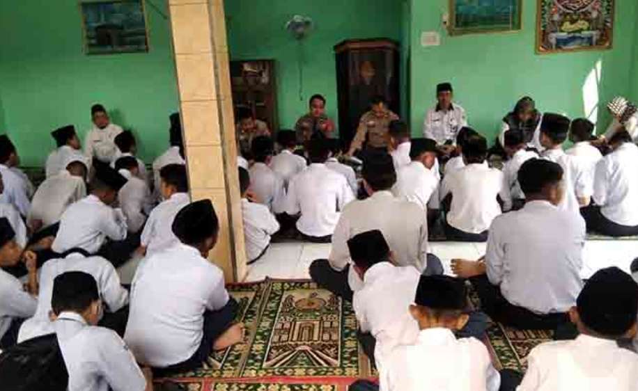 Cegah Terjadinya Bullying, Binmas Polres Muba Gelar Penyuluhan ke Sekolah 