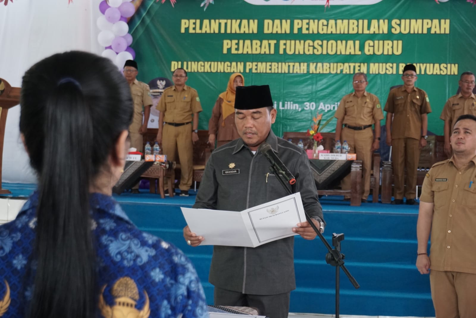 Gelar Palantikan dan Pengambilan Sumpah Jabatan Fungsional Guru, Diikuti 147 Guru dari 6 Kecamatan