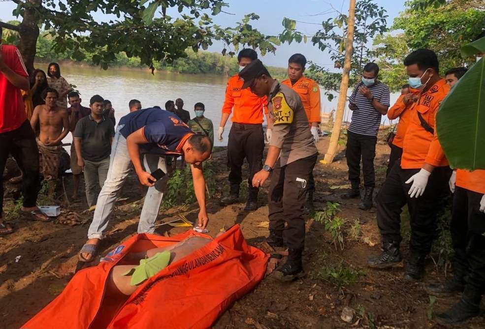 Jenazah Ngapung di Sungai Musi Terindentifikasi Warga Lumpatan, Menghilang Sejak Tiga Hari Lalu