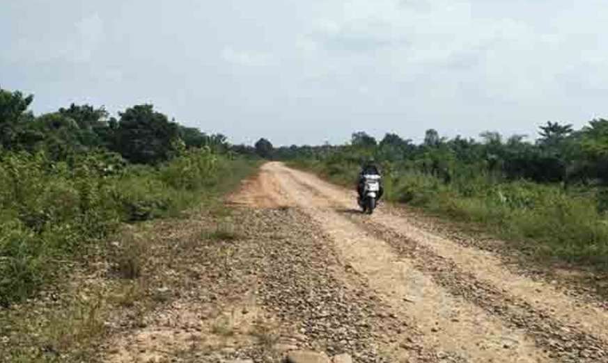 Lama Tak Hujan, Akses Darat ke Desa Ulak Embacang Bisa di Lewati